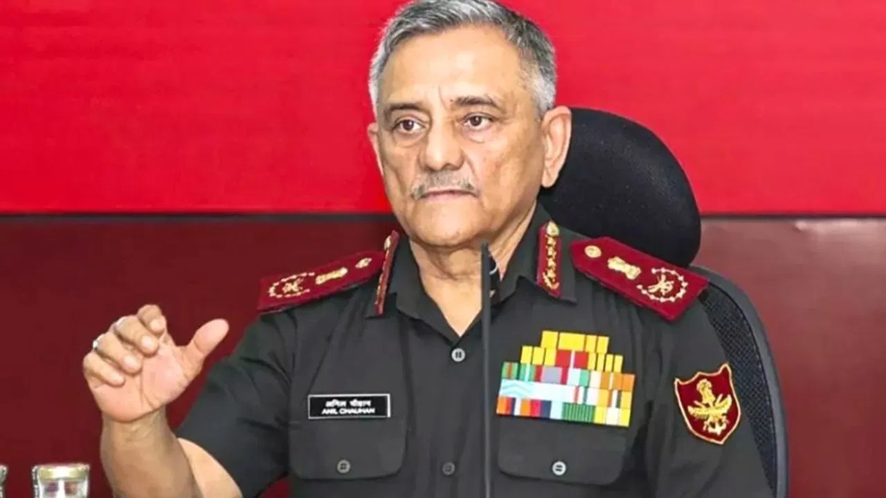 युद्ध का स्वरूप बदल रहा है… LoC पर CDS अनिल चौहान का संबोधन: संयुक्त तैयारी ज़रूरी