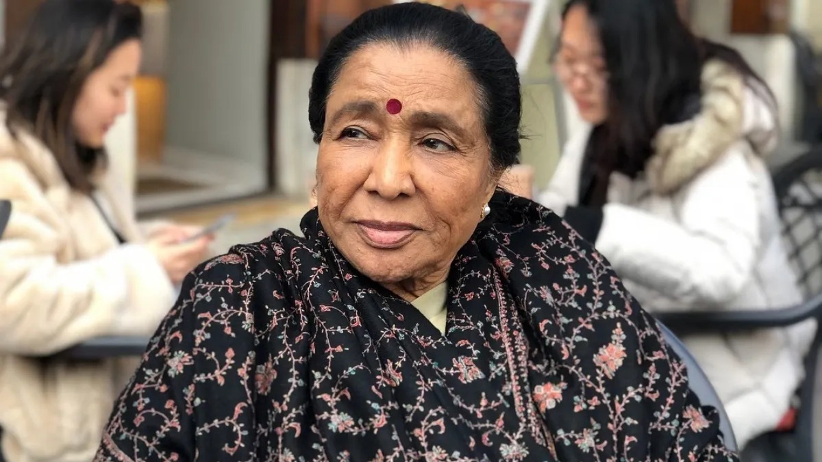 आशा भोसले हेल्थ अपडेट लाइव: आशा भोसले ICU में—अब सिंगर की सेहत कैसी है?