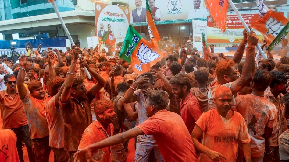 बंगाल में हलचल तेज़… नई सरकार का शपथ ग्रहण समारोह 10 मई से पहले होने की उम्मीद!