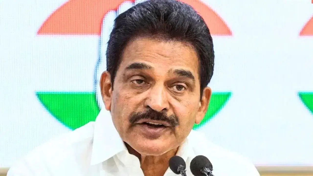 केरल में, CM पद के लिए… वेणुगोपाल: विधायकों की पहली पसंद—क्या उन्हें सहयोगियों का समर्थन भी मिलेगा?