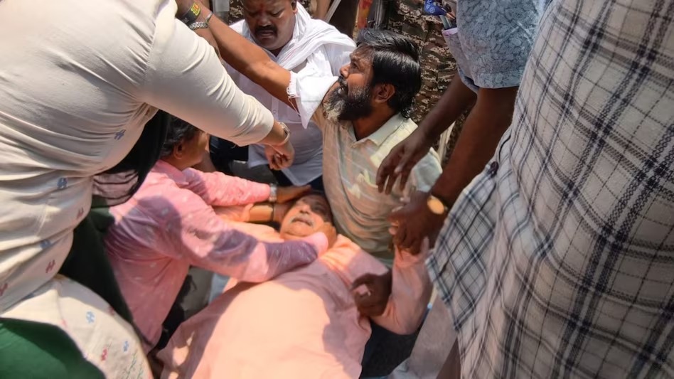 अब बंगाल में कल्याण बनर्जी पर हमला! सिर में चोट लगने का दावा… BJP का आरोप: “वह सिर्फ़ नाटक कर रहे हैं”