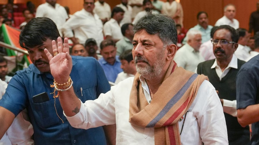 DK शिवकुमार का शपथ ग्रहण समारोह LIVE: कर्नाटक में आज से ‘DK का राज’ शुरू; शाम 4 बजे CM पद की शपथ लेंगे, कैबिनेट में 13 मंत्री शामिल होंगे