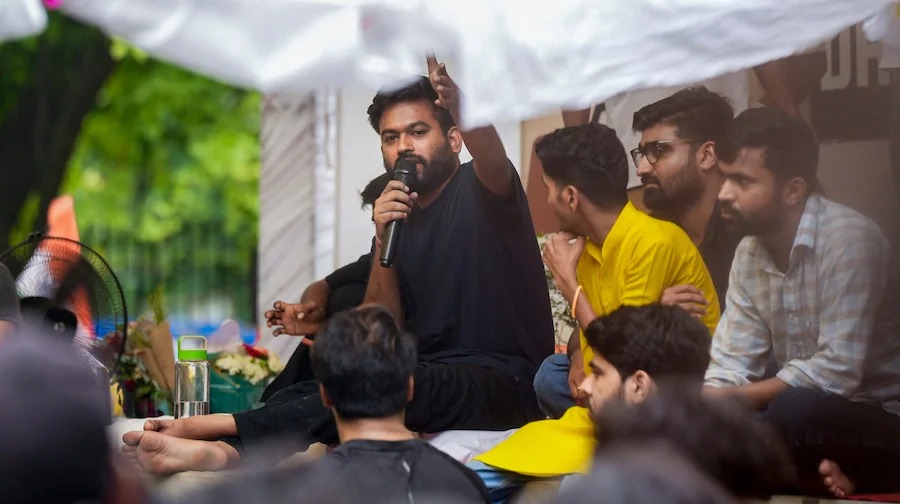 CJP का विरोध प्रदर्शन लाइव: ‘हमें संसद जाने से कोई नहीं रोक सकता…’ – मार्च से पहले अभिजीत दिपके का ऐलान