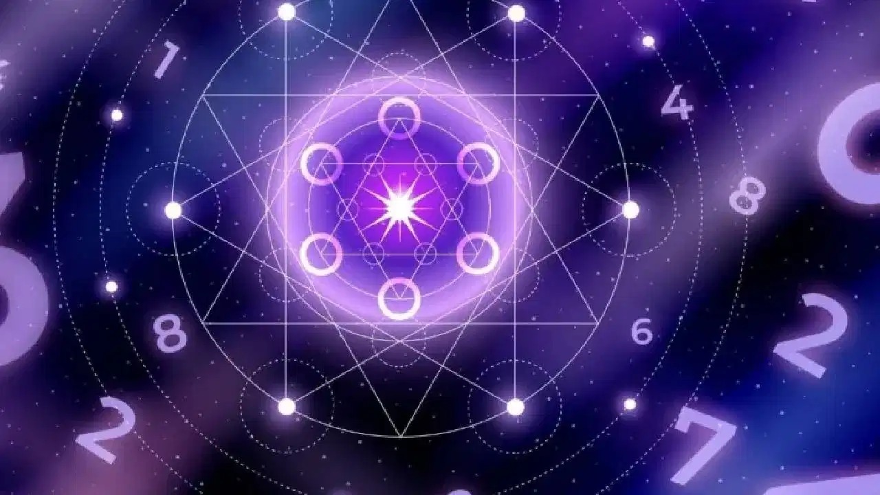 जिनका मूलांक 7 होता है, उन पर देवी होती है सरस्वती की कृपा ; उनकी कही बातें अक्सर सच हो जाती हैं!